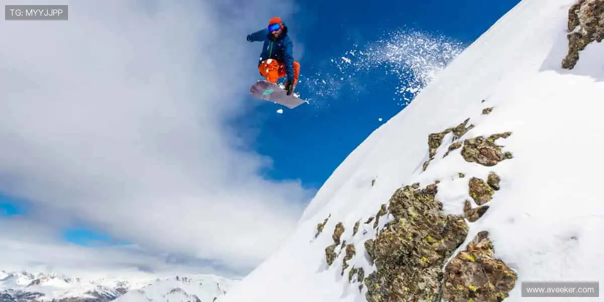 📱 边看边聊,弹幕刷屏,互动赢好礼!